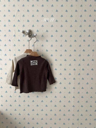 S0.U13｜(12m-M)  素色木耳邊上衣2