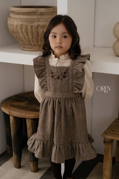 OREN25｜(85-120cm) 復古荷葉邊吊帶洋裝6