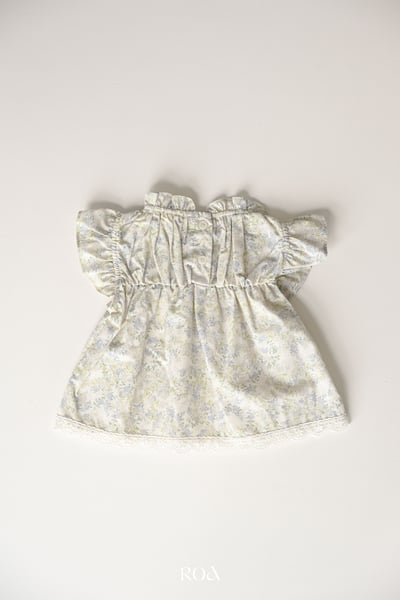 ROA09｜(6m-18m) 2色浪漫荷葉袖上衣5