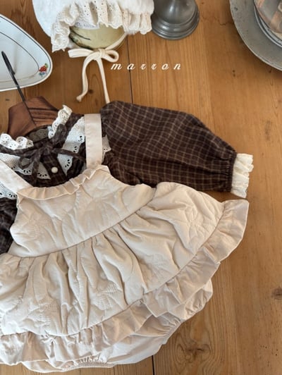 Marron 48｜(3m-18m) 絎縫荷葉肩帶包屁衣3