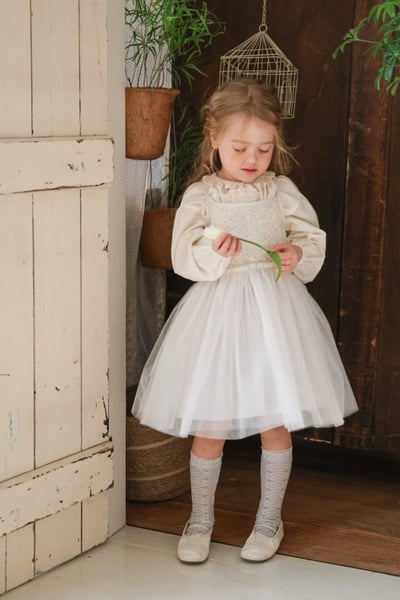 FLO37｜(75-140) 2色法式細肩薄紗洋裝7