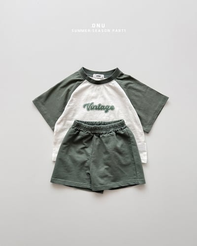 onu24｜(70cm-115cm) 撞色英字印花上衣12