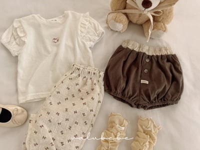 Valubebe 92｜(Free) 木耳邊抓皺襪11