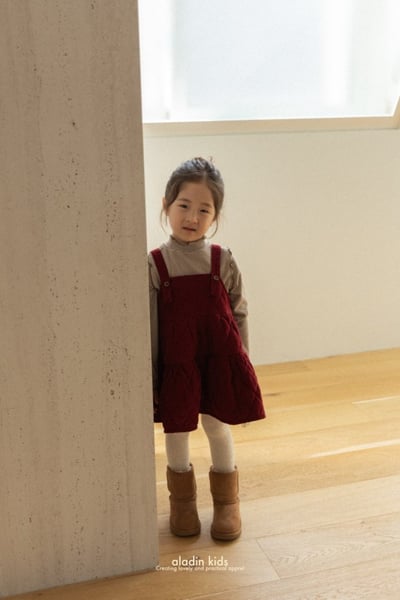 ALADIN21｜(75cm-114cm) 磨毛菱形壓紋吊帶裙6