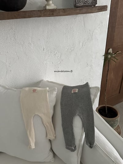 Bloom.b37｜(0m-18m) 素面羅紋褲襪9