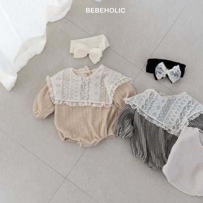Bebe holic18｜(3m-18m) 蕾絲翻領格紋包屁衣21