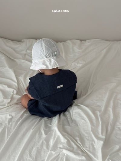 lala land26｜(3m-18m) 2色素面翻領包屁衣14