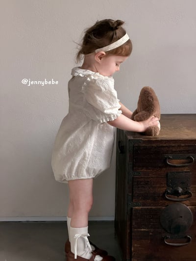 JE716｜(66-90cm) 壓紋花朵包屁衣11