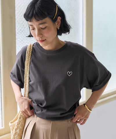 FREAK’S STORE 簡單愛心刺繡上衣9