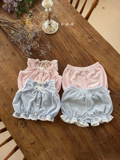 Marron28｜(1y-6y) 甜美鈕釦線條套裝1