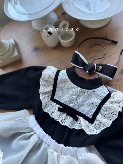 Marron 38｜(3m-18m) 法式蕾絲領縮口袖包屁衣7