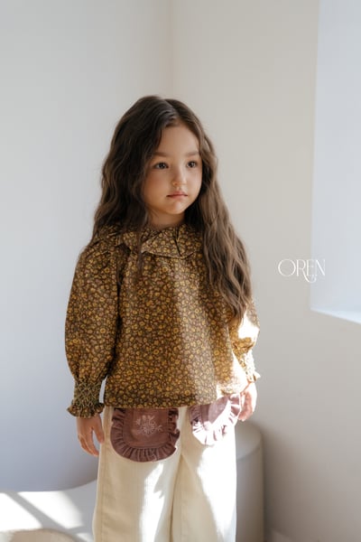 OREN33｜(85-120cm) 荷葉領碎花上衣3