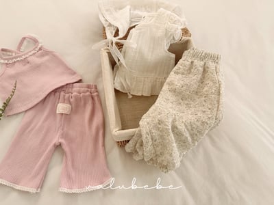 Valubebe 08｜(65-90cm) 蕾絲邊喇叭褲8