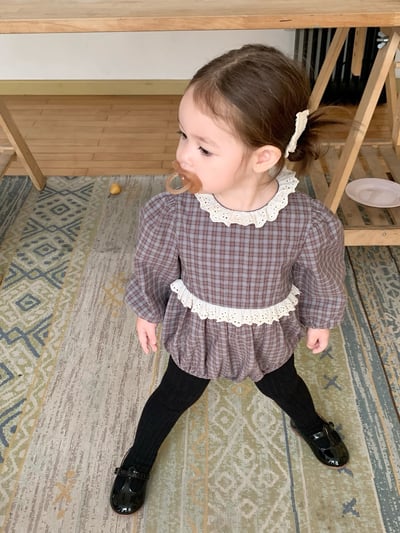 JE618｜(73cm-100cm) 格紋蕾絲綁帶包屁衣3