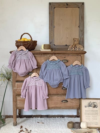 JE563｜(66-120cm) 蕾絲花邊領包屁衣/洋裝1