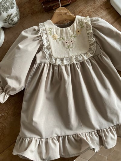 Anne Shirley05｜(1y-5y) 1色刺繡方領洋裝6