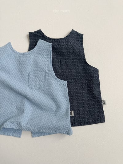 MiniRobe07｜(70-110) 壓紋開岔背心7