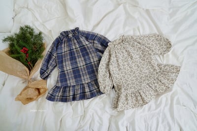 bebe nine42 (65cm-115cm) 2色荷葉裙擺洋裝13