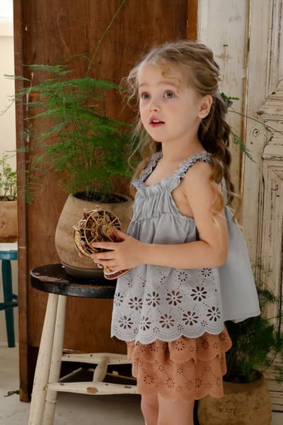 FLO10｜(75-140) 花邊鏤空細肩衣18