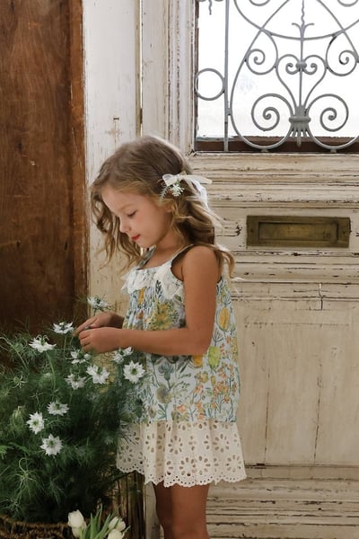 FLO34｜(75-140) 鏤空雕花短褲23