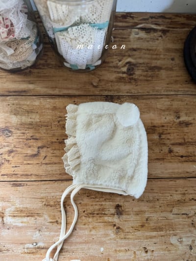 Marron 52｜(3m-18m) 小熊蕾絲綁帶毛帽4