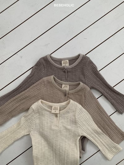 Bebe holic30｜(3m-18m) 鈕扣坑條包屁衣2