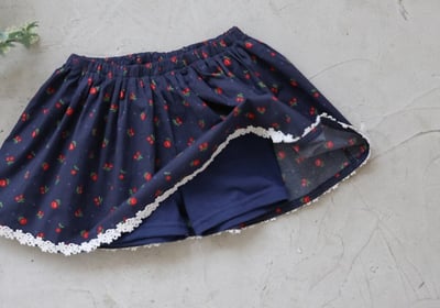 FLO40｜(75-140) 蕾絲翻領碎花褲裙11