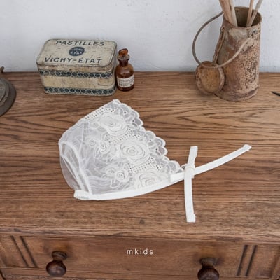 M-KIDS32｜(65-115cm) 蕾絲綁帶帽2