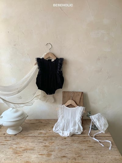 Bebe holic26｜(3m-18m) 蕾絲邊袖連身服7