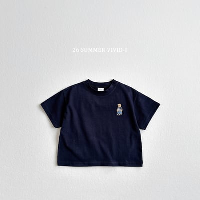 vivid60｜(78cm-125cm) 4款簡約小熊刺繡素色上衣7