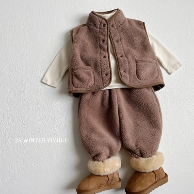 vivid86｜(78cm-125cm) 雙口袋立領刷毛背心3