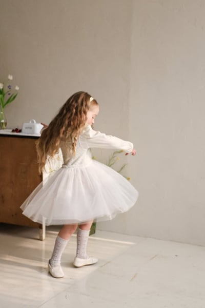 FLO37｜(75-140) 2色法式細肩薄紗洋裝5