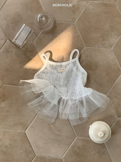 Bebe holic50｜(Free) 蕾絲吊帶裙背心15