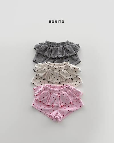 Bonito35｜(75cm-125cm) 3色小愛心荷葉邊短褲1