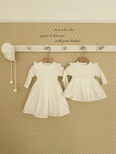 MONBEBE19｜(3m-24m) 簡約荷葉飛袖洋裝包屁衣2