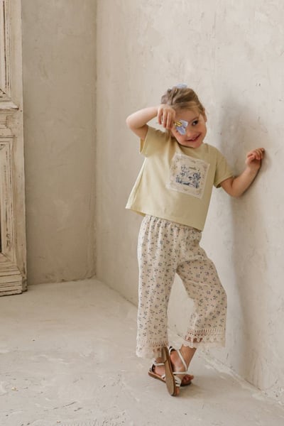 FLO18｜(75-140) 碎花蕾絲邊長褲3