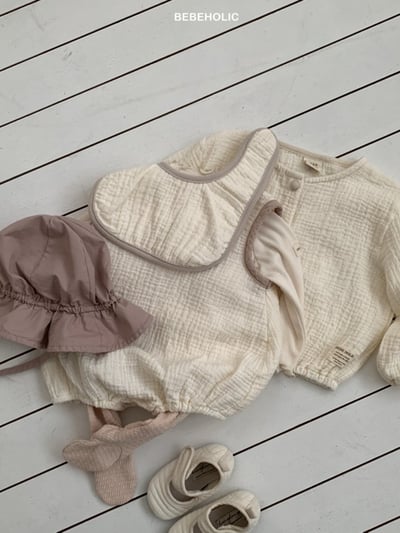 Bebe holic26｜(3m-18m) 棉麻滾邊圍兜3