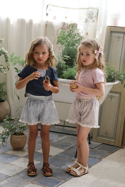 FLO32｜(75-140) 田園碎花荷葉滾邊短褲23