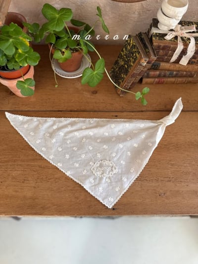 Marron44｜(free) 玫瑰刺繡圍巾8