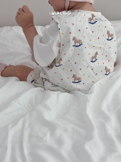 lala land19｜(3m-18m) 2色滿版小木馬短褲10