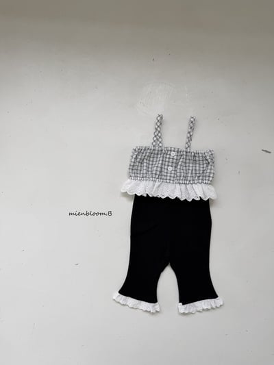 Bloom.b27｜(55cm-118cm) 蕾絲花邊喇叭褲5