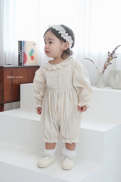 bebe nine11 (65-90) 2色荷葉蕾絲領連身衣4