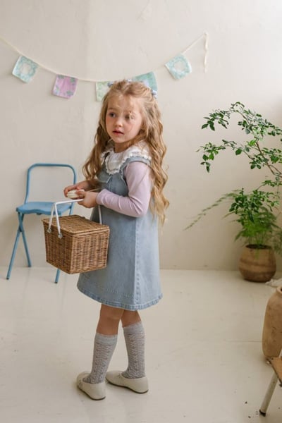 FLO48｜(75-140) 2色吊帶滾邊縫線牛仔裙20