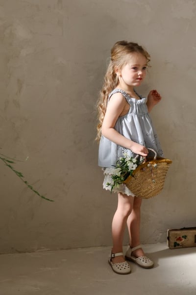 FLO10｜(75-140) 花邊鏤空細肩衣15