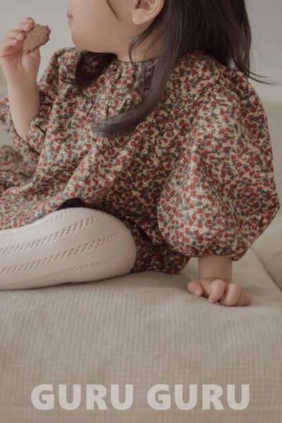 GURU GURU25｜(6m-24m) 2色滿版碎花包屁衣11