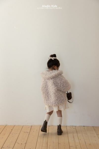 ALADIN09｜(75cm-114cm) 毛茸茸牛角扣外套19