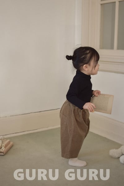 GURU GURU20｜(6m-24m) 2色素面口袋直筒長褲17