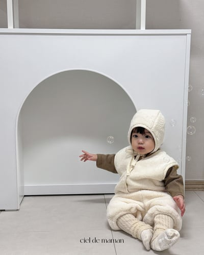 Cieldemaman12｜(6M~24M)  2色素色絨毛背心套裝含帽子14