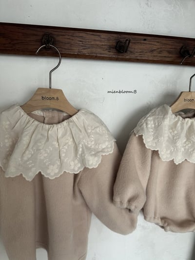 Bloom.b16｜(85cm-125cm) 蕾絲花瓣領上衣8