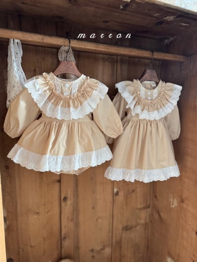 Marron27｜(1y-6y) 荷葉蕾絲花領洋裝5